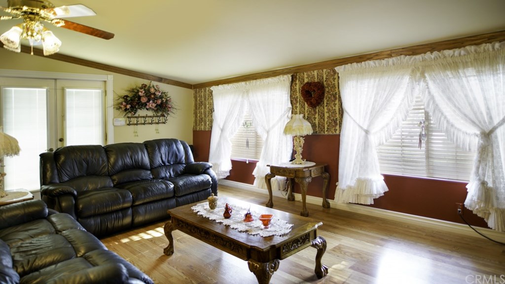 39419 Jessie Circle Temecula, CA 92591 - Photo 14 of 42