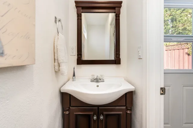 $2,550,000 | 5950 Vía Del Cielo, Pleasanton, CA 94566