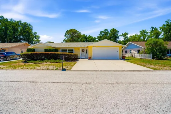 $349,900 | 26916 Magnolia Boulevard, Lutz, FL 33559