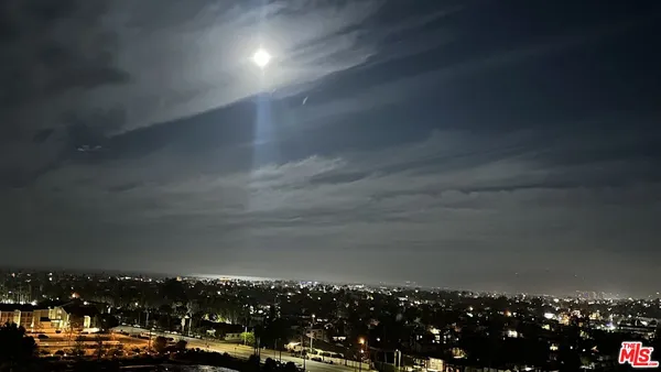 $5,800 | 4316 Marina City Drive, Unit 725, Marina del Rey, CA 90292