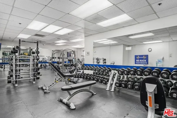 $5,800 | 4316 Marina City Drive, Unit 725, Marina del Rey, CA 90292