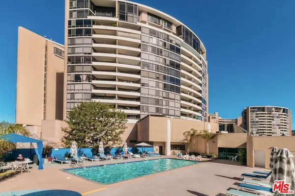 $5,800 | 4316 Marina City Drive, Unit 725, Marina del Rey, CA 90292