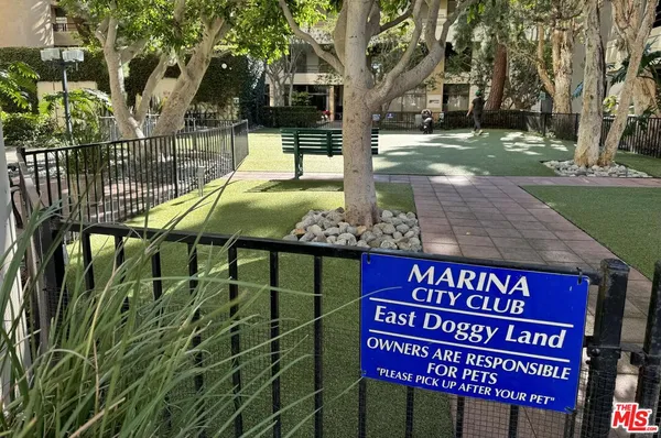 $5,800 | 4316 Marina City Drive, Unit 725, Marina del Rey, CA 90292