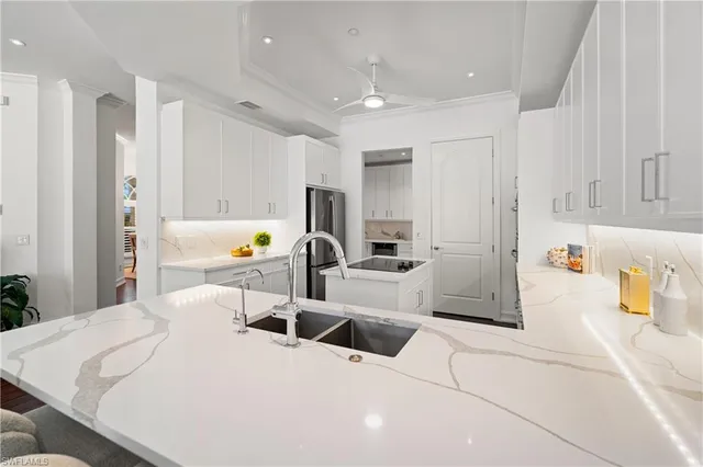 $2,595,000 | 4840 West Blvd Court, Naples, FL 34103