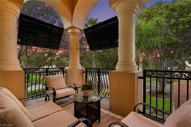 $2,595,000 | 4840 West Blvd Court, Naples, FL 34103