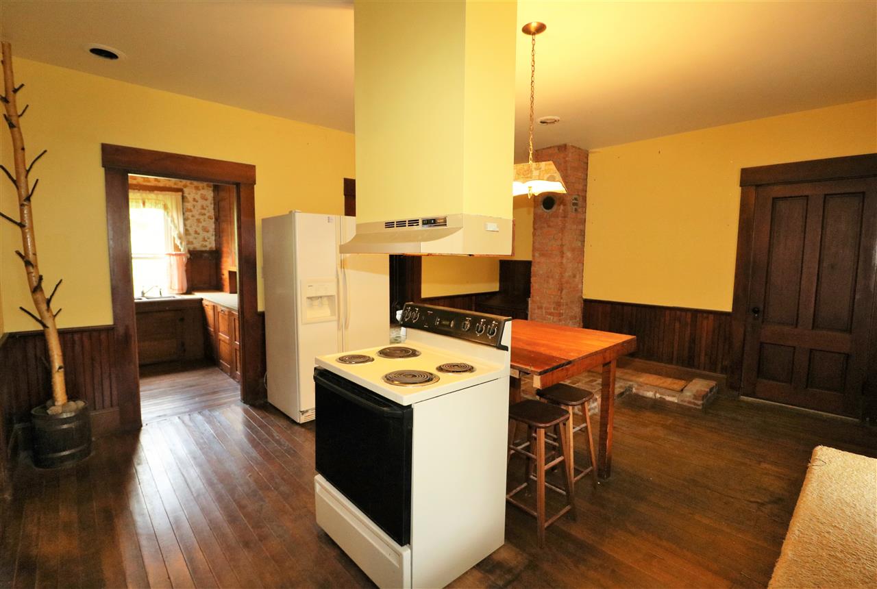 1049 Milan Road Milan, NH 03588 - Photo 6 of 29