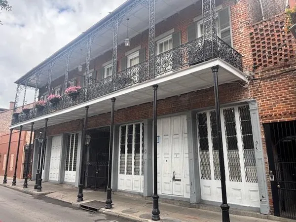 $1,500 | 921 Chartres Street, Unit 17, New Orleans, LA 70116