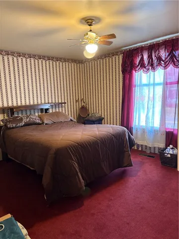 $200,000 | 53 South Street, Edmeston, NY 13335