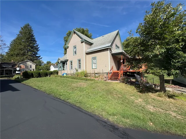 $200,000 | 53 South Street, Edmeston, NY 13335