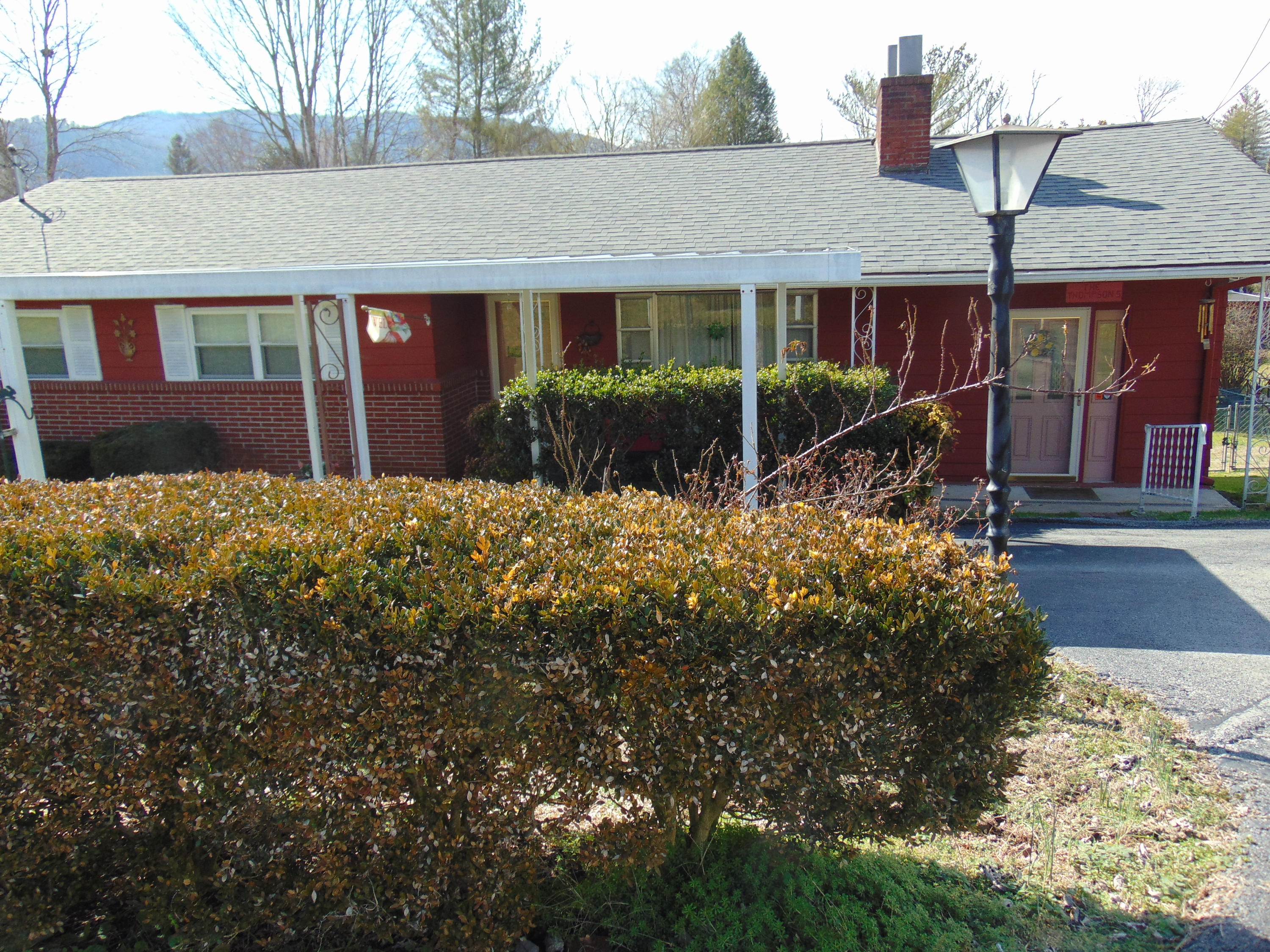 120 Alpine Road Middlesboro, KY 40965 - Photo 1 of 35 DSC00673