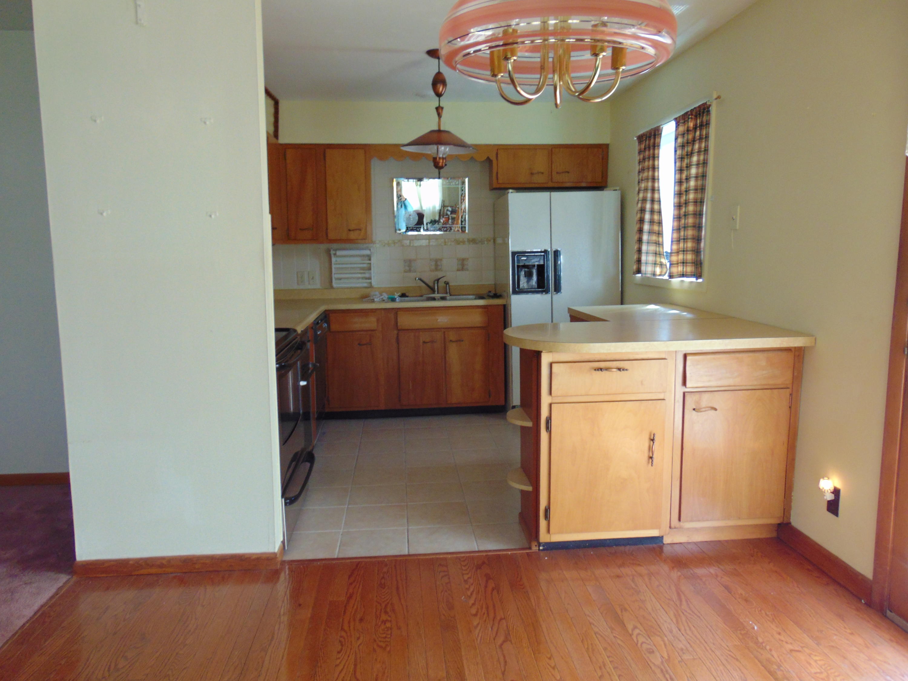 120 Alpine Road Middlesboro, KY 40965 - Photo 11 of 35 DSC00683