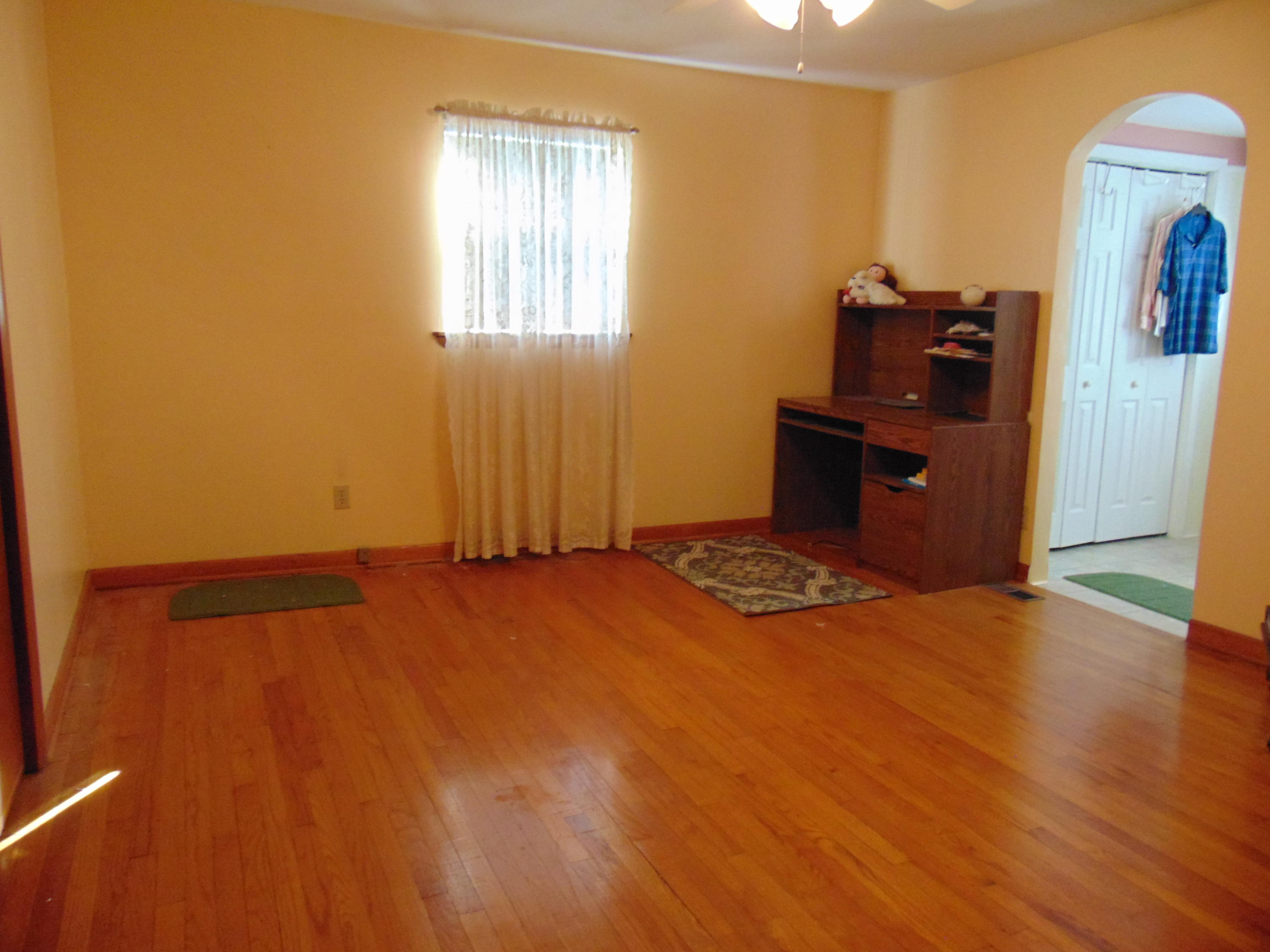 120 Alpine Road Middlesboro, KY 40965 - Photo 17 of 35 DSC00689