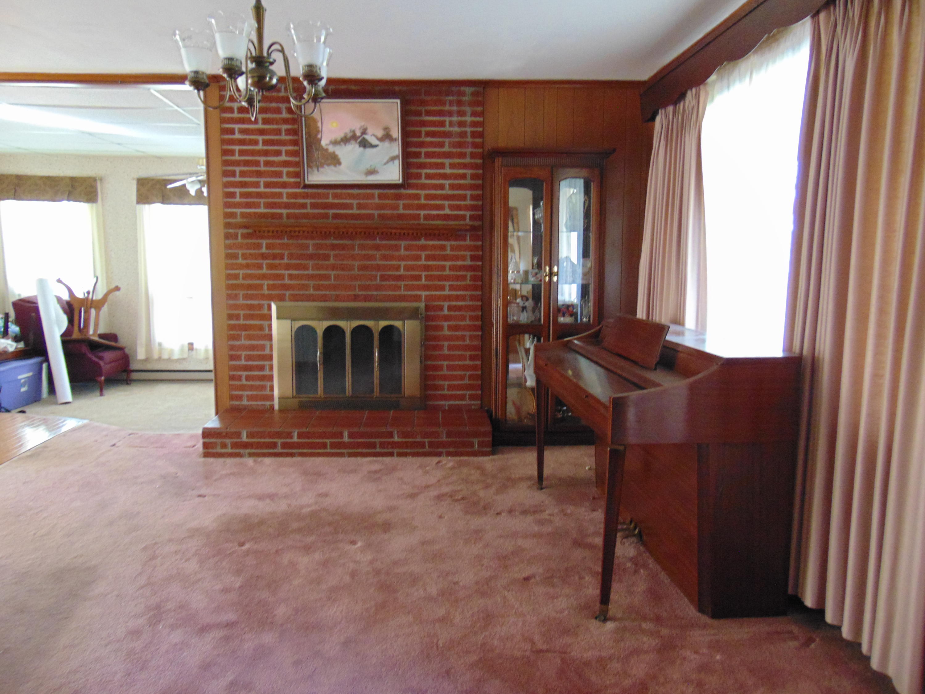 120 Alpine Road Middlesboro, KY 40965 - Photo 8 of 35 DSC00680