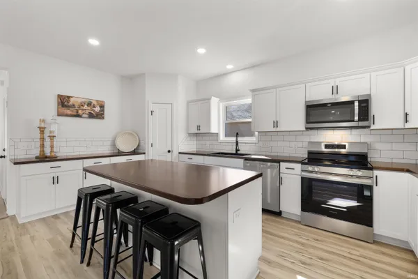 $369,000 | 220 Allen Street, Monroeville, IN 46773