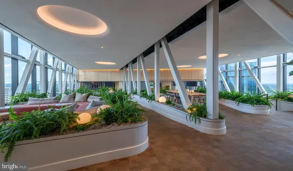 $3,025 | 4710 Elm Street, Unit 1BW0101, Bethesda, MD 20814