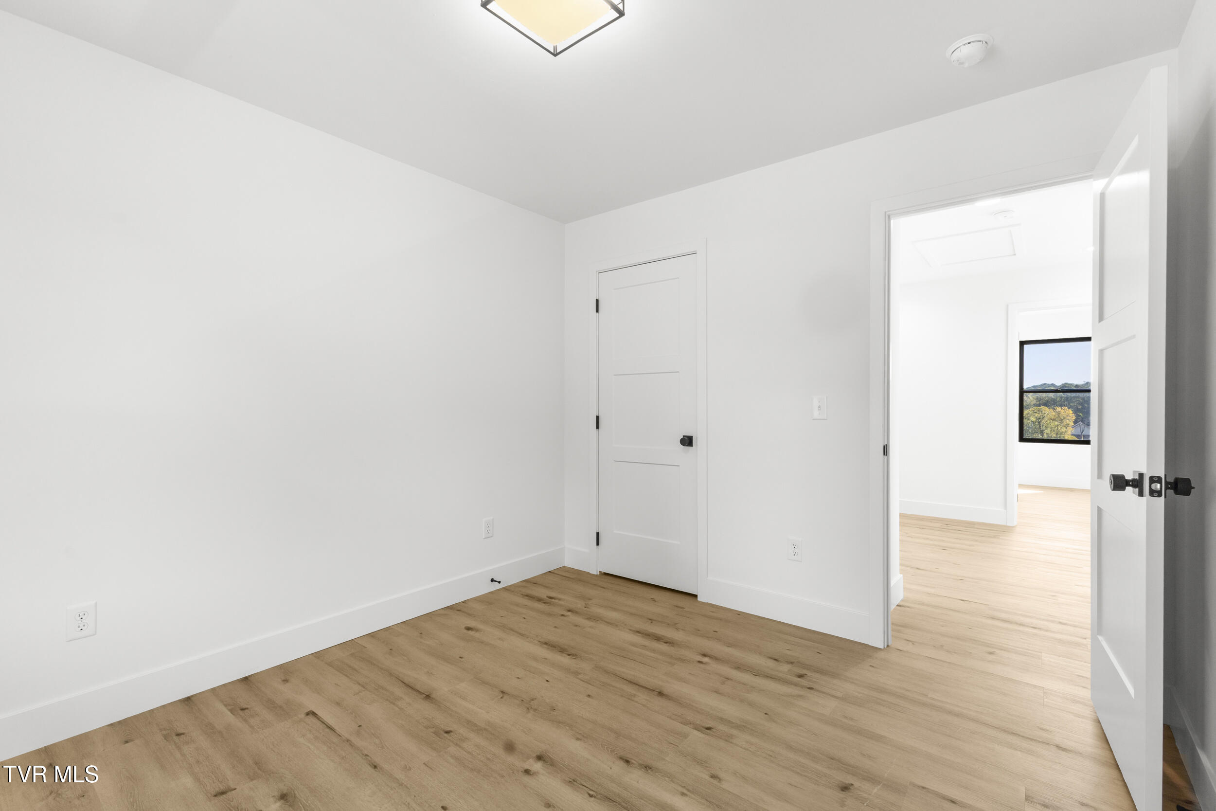 400 Noes Chapel Road Morristown, TN 37814 - Photo 33 of 45 38_img_4212