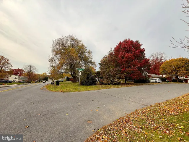 $109,900 | 416 Allegheny Drive, Mechanicsburg, PA 17055