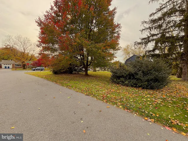 $109,900 | 416 Allegheny Drive, Mechanicsburg, PA 17055