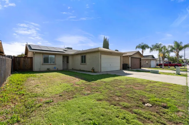 $389,900 | 6072 Preakness Drive, Riverbank, CA 95367