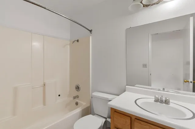 $389,900 | 6072 Preakness Drive, Riverbank, CA 95367