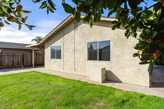 $389,900 | 6072 Preakness Drive, Riverbank, CA 95367