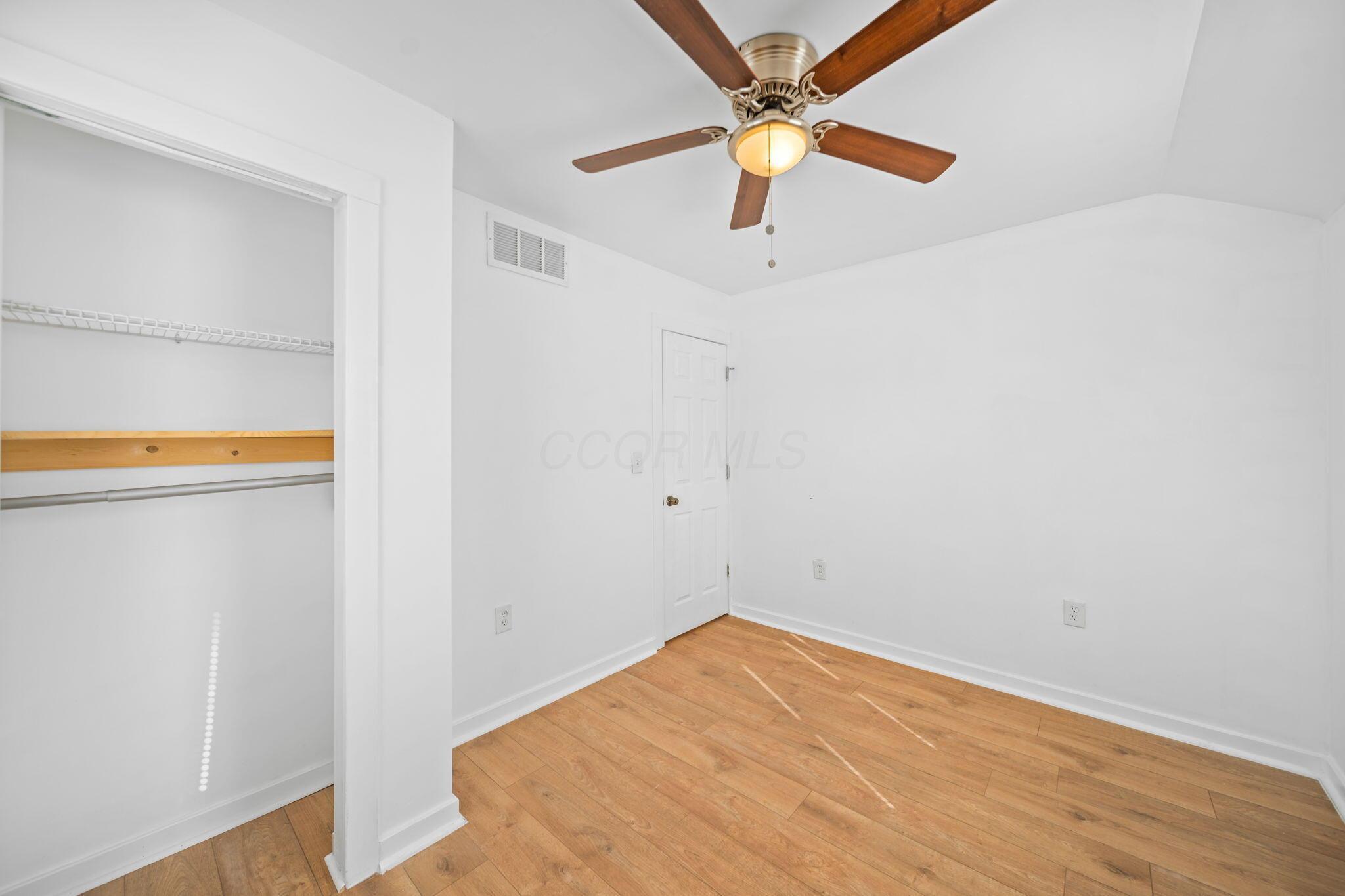 964 East Weber Road Columbus, OH 43211 - Photo 14 of 41 18-web-or-mls-DSC07593-2