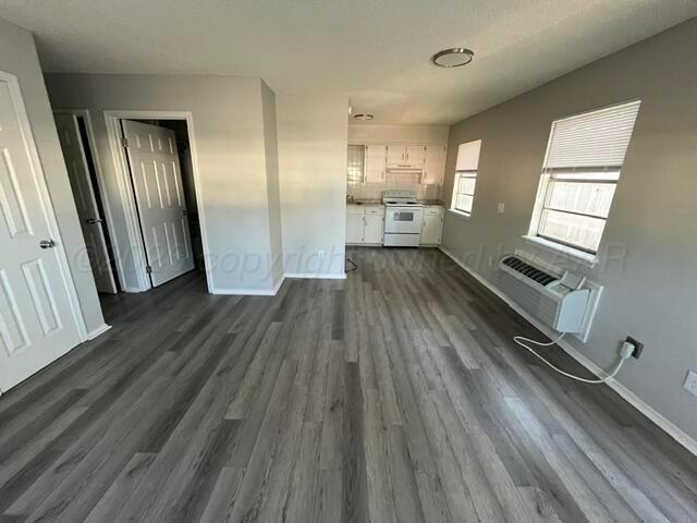 4123 South Washington Street Amarillo, TX 79110 - Photo 2 of 7 IMG_0088 - Copy