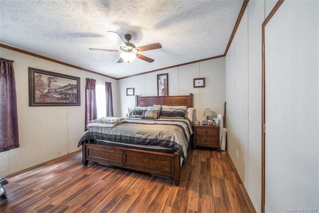 335 Long Ridge Road Brevard, NC 28712 - Photo 15 of 21 Gallery Image 15