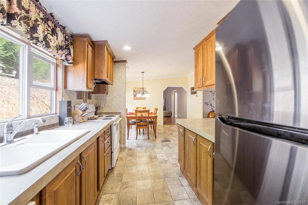 335 Long Ridge Road Brevard, NC 28712 - Photo 8 of 21 Gallery Image 8