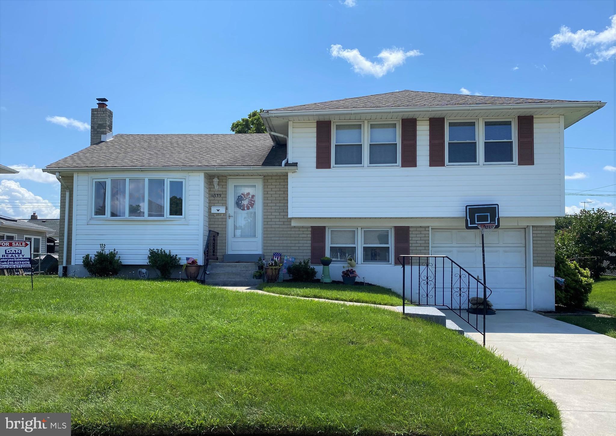 9959 Dungan Road Philadelphia, PA 19115 - Photo 1 of 13 Gallery Image 1