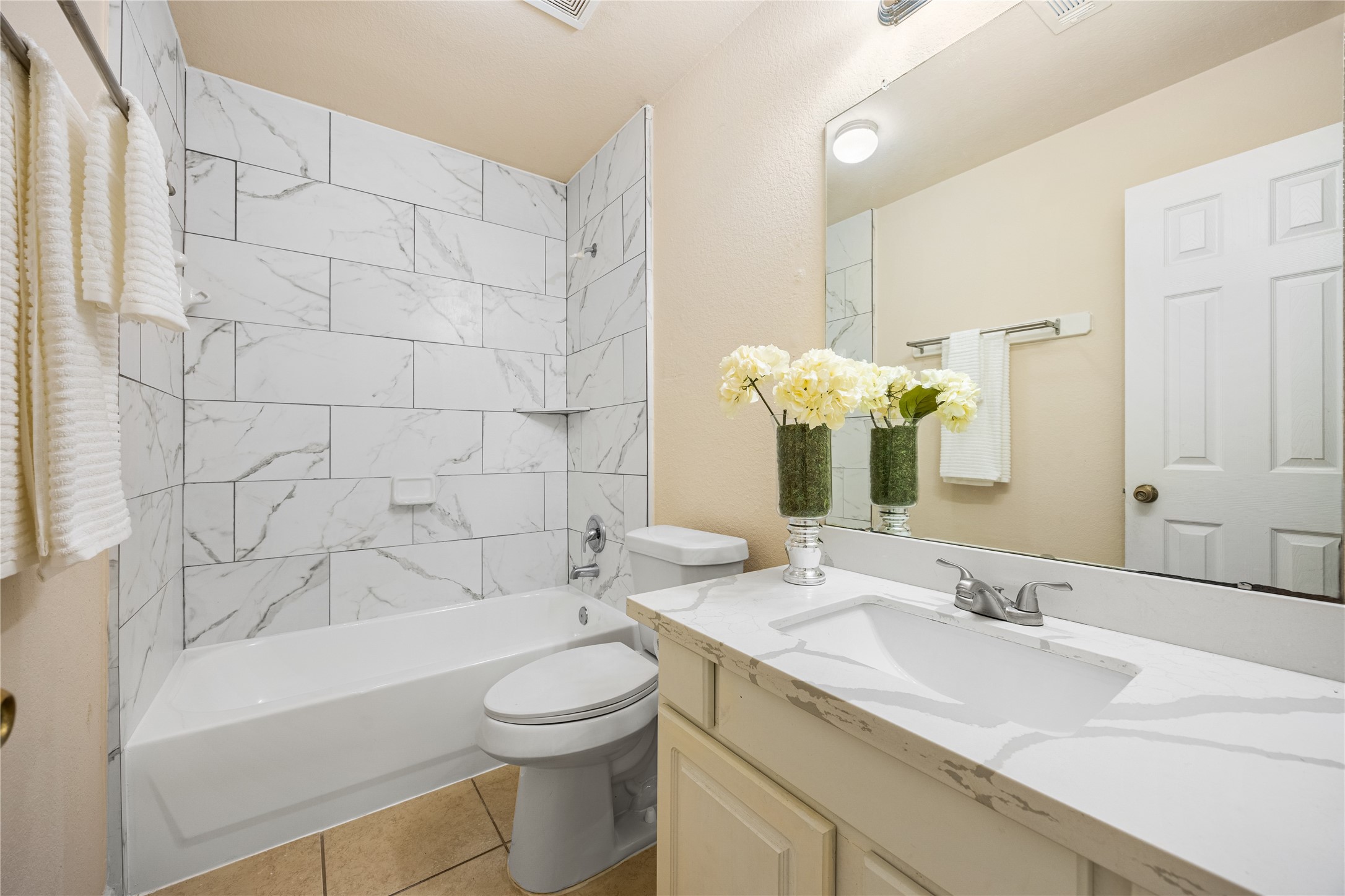 18739 Appletree Ridge Road Houston, TX 77084 - Photo 25 of 34 a bathroom with a sink a toilet and shower