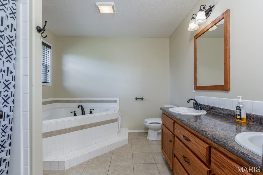 20485 Stagecoach Road Waynesville, MO 65583 - Photo 15 of 43