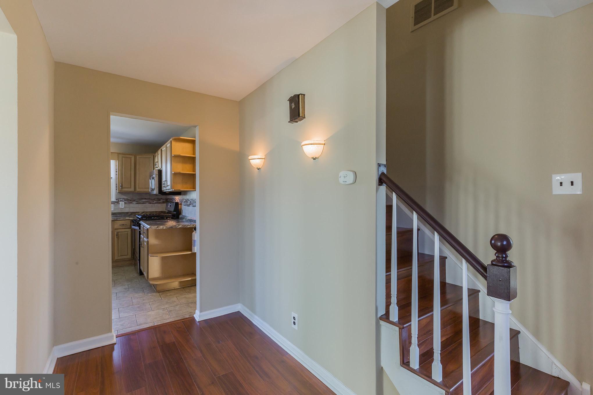 111 Green Ridge Road Voorhees, NJ 08043 - Photo 4 of 24