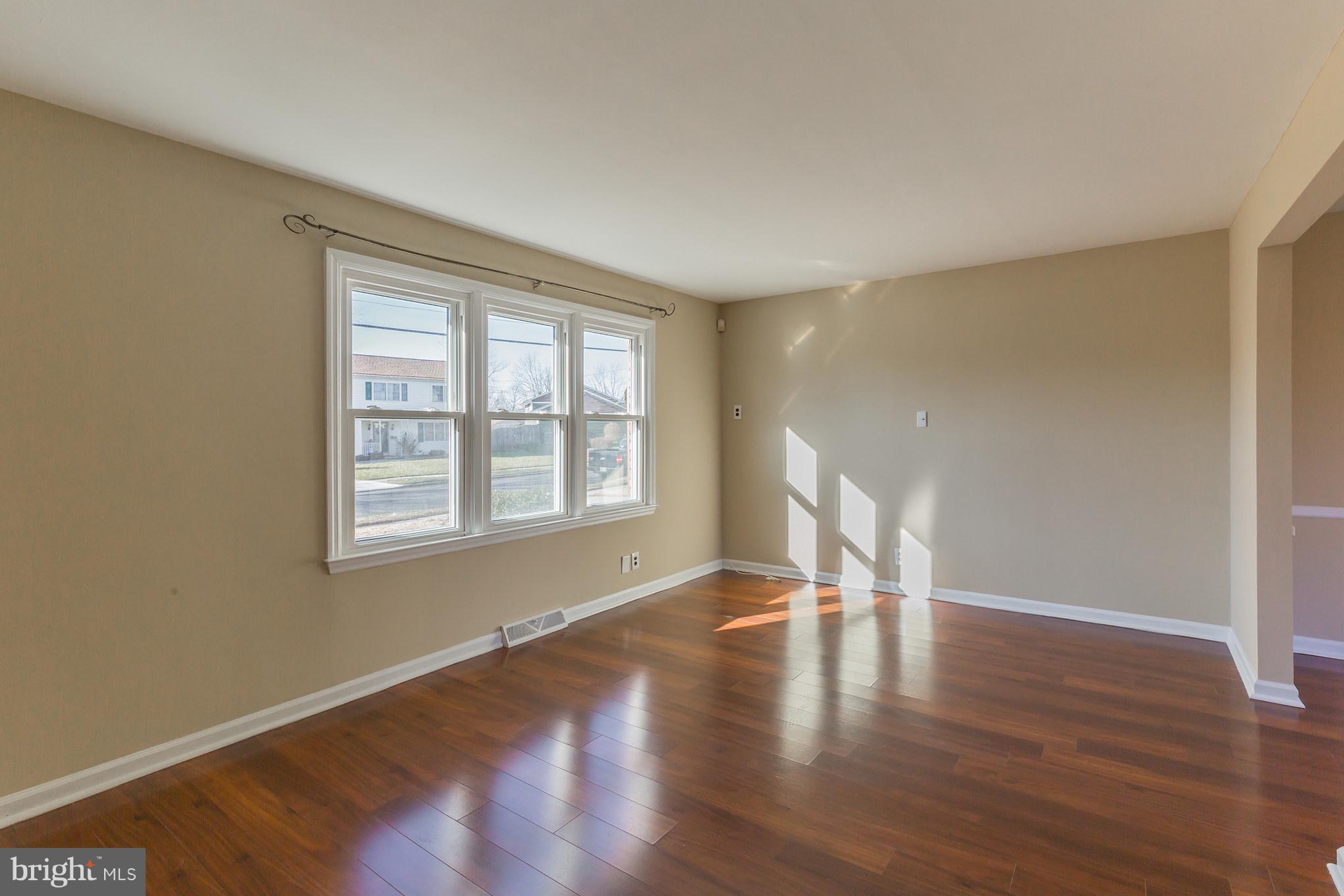 111 Green Ridge Road Voorhees, NJ 08043 - Photo 7 of 24