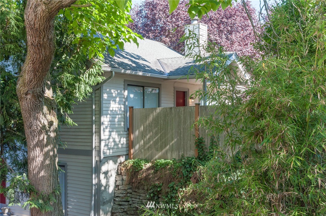 10123 Holman Road Northwest Seattle, WA 98177 - Photo 1 of 24 Gallery Image 1