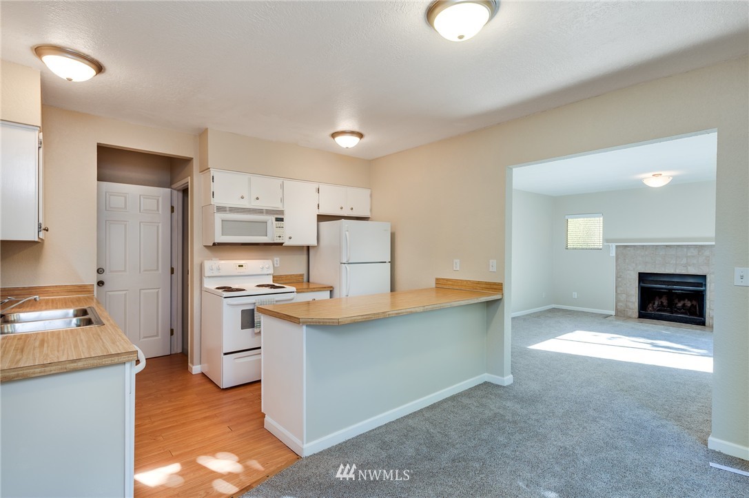 10123 Holman Road Northwest Seattle, WA 98177 - Photo 12 of 24 Gallery Image 12