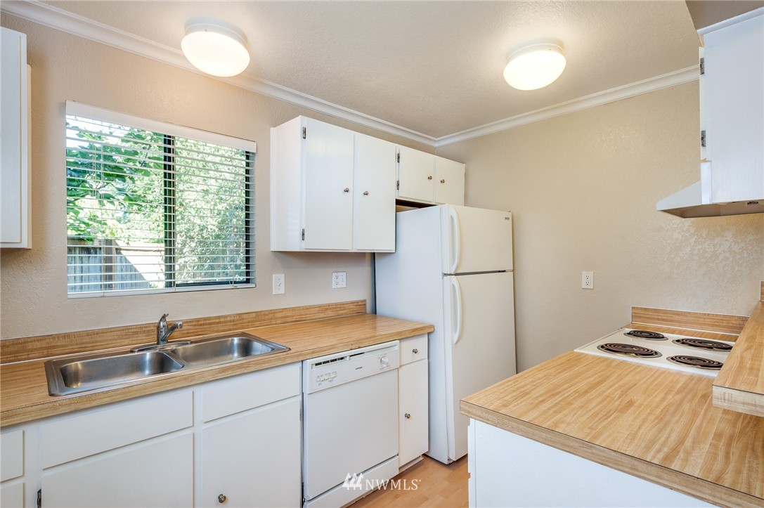 10123 Holman Road Northwest Seattle, WA 98177 - Photo 19 of 24 Gallery Image 19