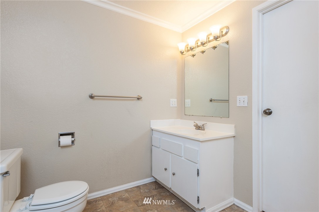 10123 Holman Road Northwest Seattle, WA 98177 - Photo 21 of 24 Gallery Image 21
