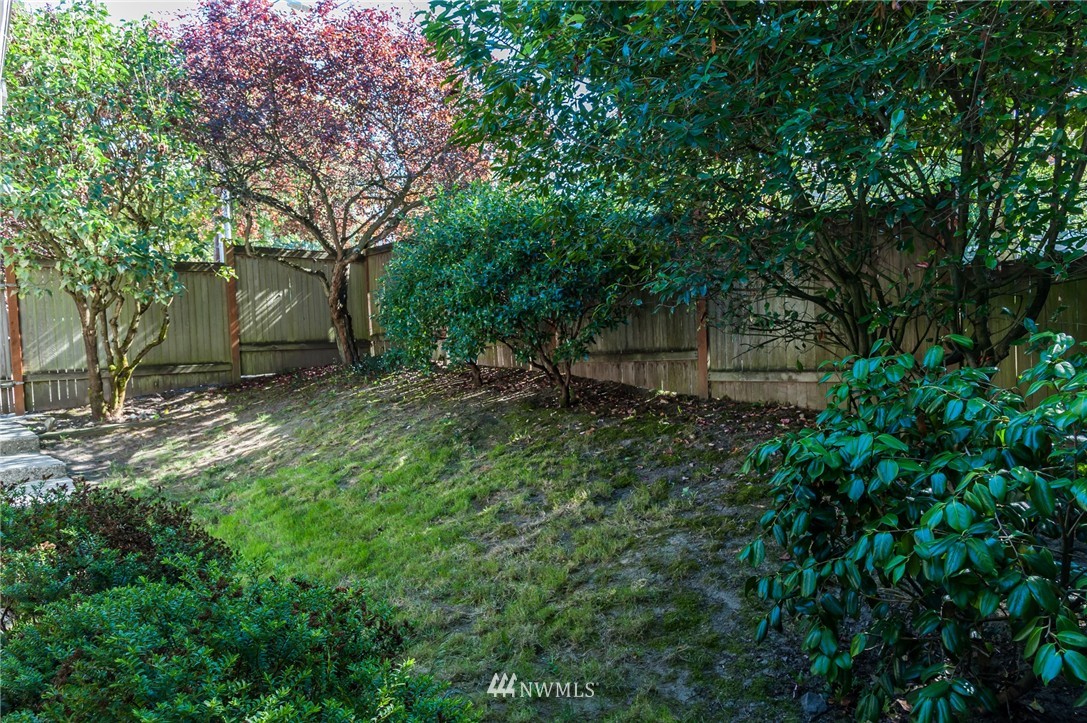 10123 Holman Road Northwest Seattle, WA 98177 - Photo 5 of 24 Gallery Image 5