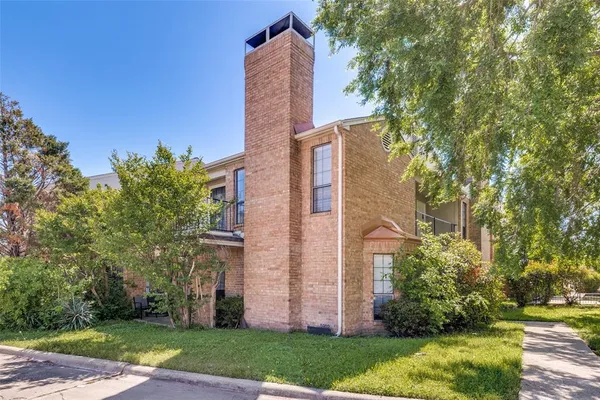 $170,000 | 5902 Marvin Loving Drive, Unit 201, Garland, TX 75043