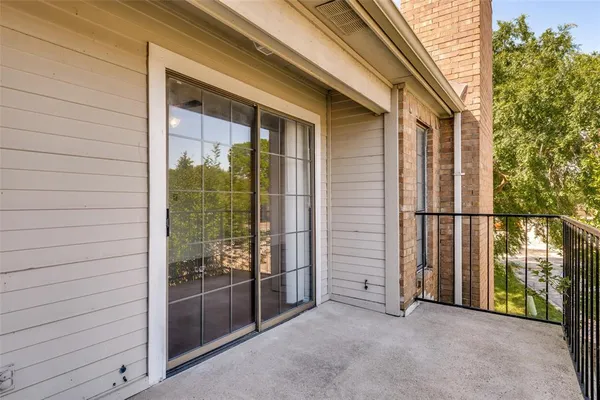 $170,000 | 5902 Marvin Loving Drive, Unit 201, Garland, TX 75043