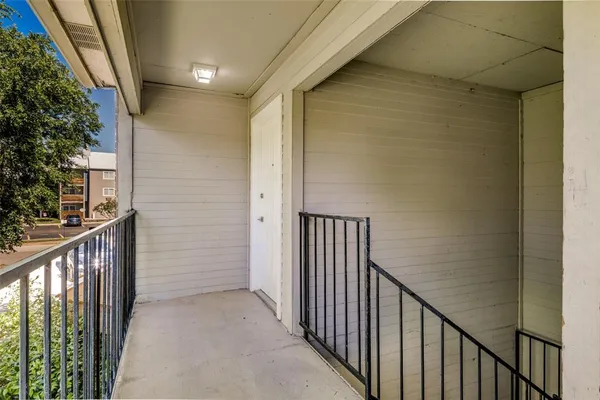 $170,000 | 5902 Marvin Loving Drive, Unit 201, Garland, TX 75043