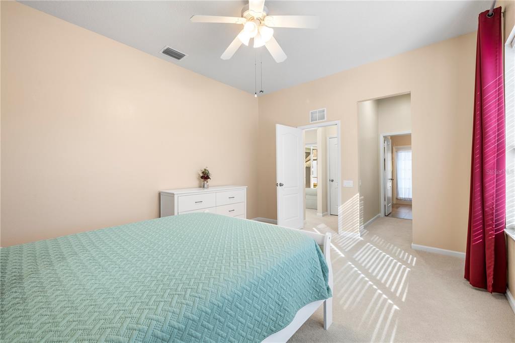 30404 Colthurst Street Wesley Chapel, FL 33545 - Photo 38 of 61