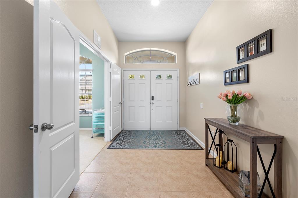 30404 Colthurst Street Wesley Chapel, FL 33545 - Photo 9 of 61