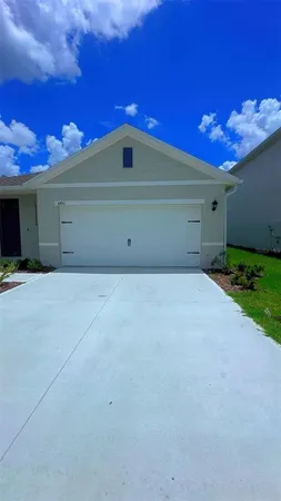 $2,100 | 8451 Madrid Street, Lakeland, FL 33810