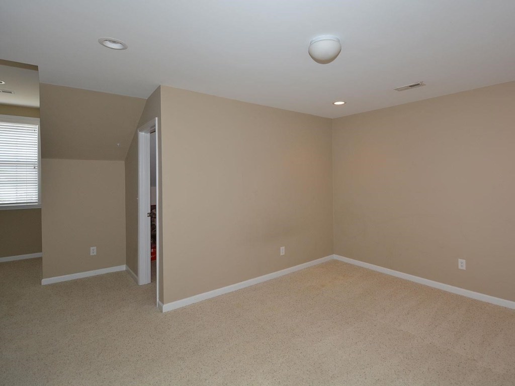 142 Shipyard Circle Anderson, SC 29621 - Photo 7 of 20 Gallery Image 7
