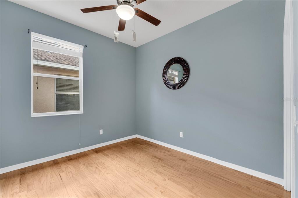10229 Avelar Ridge Drive Riverview, FL 33578 - Photo 23 of 39 an empty room with a window