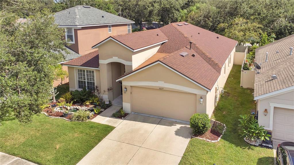 10229 Avelar Ridge Drive Riverview, FL 33578 - Photo 3 of 39 an aerial view of a house