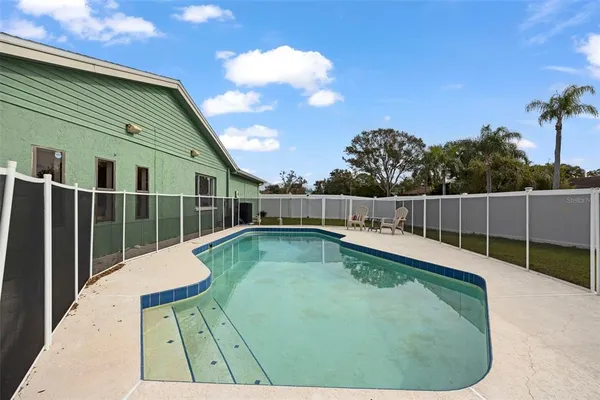 $460,000 | 6803 123rd Avenue, Largo, FL 33773