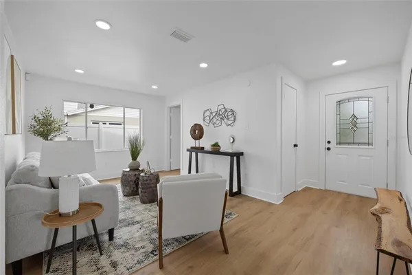 $460,000 | 6803 123rd Avenue, Largo, FL 33773